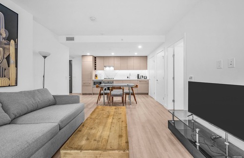 New Westminster Apartment | Brand New 1B+1B Condo/New West