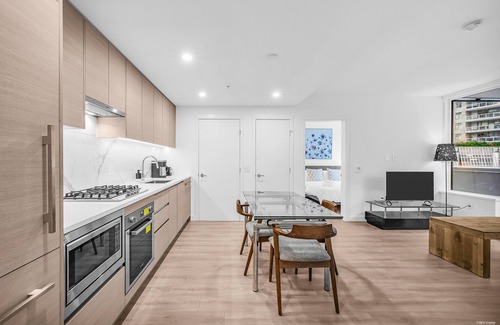 New Westminster Apartment | Brand New 1B+1B Condo/New West