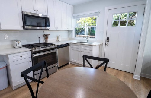 Michigan City Apartment | Brand New - 1bd Aptmt. at Sheridan Beach