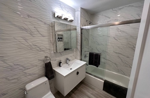 Flushing Chinatown Apartment | Brand New 1br - Linens Wi-Fi 2nd fl