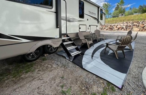 Valley House | Brand New 2 BDRM 1 BATH RV At Waitts Lake Resort!!