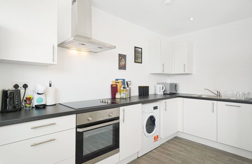 Luton Apartment | Brand New 2 Bed, 2 Bath Penthouse in Luton 33