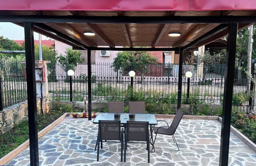 Nea Iraklia Apartment | Brand new 2-bedroom apartment with AC, WiFi in beautiful Χαλκιδική