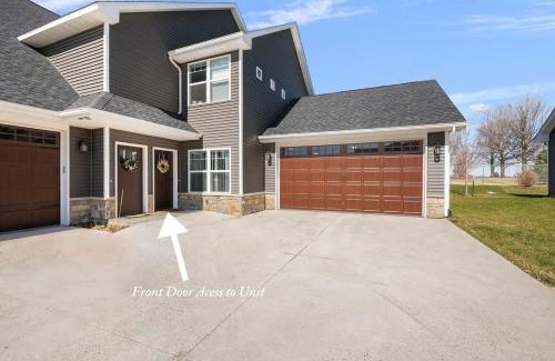 Bettendorf House | Brand New 2 Bedroom Condo