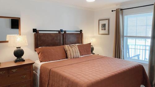 Himrod House | Brand New 2 Bedroom Cottage on Seneca Lake