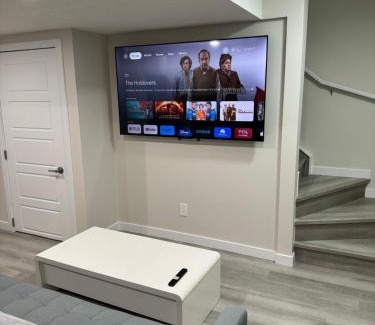 Southwest Calgary Apartment | Brand new 2 Bedrooms modern guest suite with separate entrance