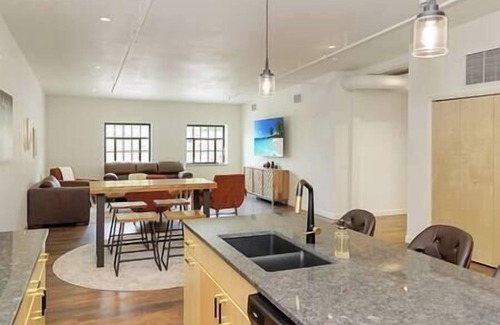 Burlington Apartment | Brand New 2 BR Downtown Burlington! 302N