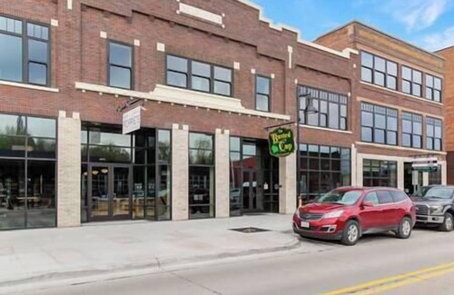 Burlington Apartment | Brand New 2 BR Downtown Burlington! 301S