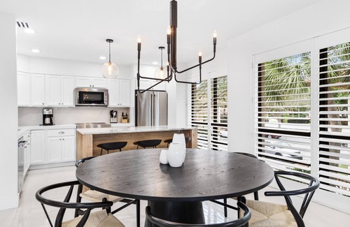 Hunt Club Condo | Brand New 2024 Home on PGA National Golf Course by Guaranteed Rental™