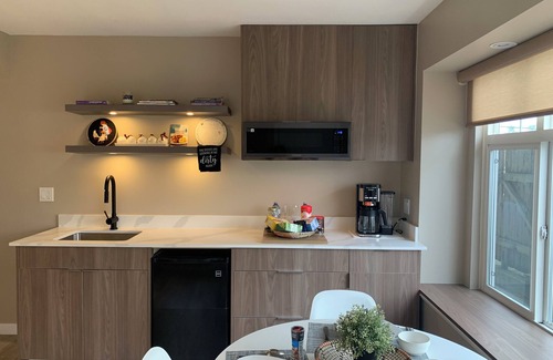 Renfrew-Collingwood House | Brand new 2025 Scandinavian style Designer Suite, near SkyTrain Vancouver