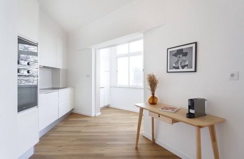 Santo Amaro Apartment | BRAND NEW 2BR Apartment in Alcântara