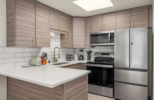 Lower Queen Anne Apartment | Brand New 2BR Condo in Queen Anne, Walk to Space Needle