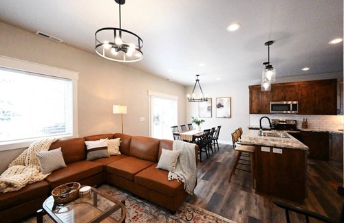 Ashton House | BRAND NEW! 3 Bed, 2 1/2 Bath
