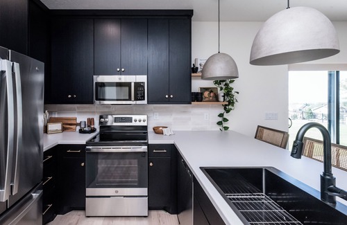Smithfield House | Brand new 3 bed 2 bath with sunset views