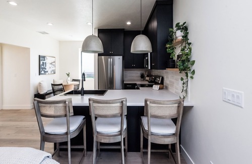 Smithfield House | Brand new 3 bed 2 bath with sunset views