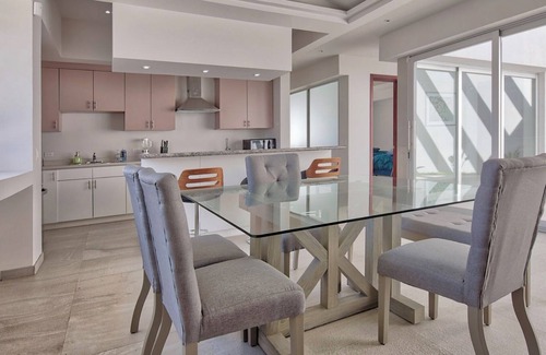 Fraccionamento Bahia House | Brand new 3 bed/3bath home in the heart of Ensenada!