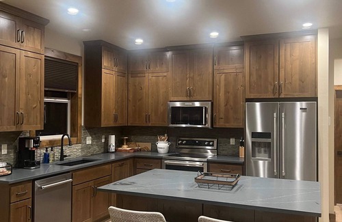 Gilchrist Cabin | BRAND NEW! 3-bedroom cabin in fantastic Two Rivers North, free WiFi