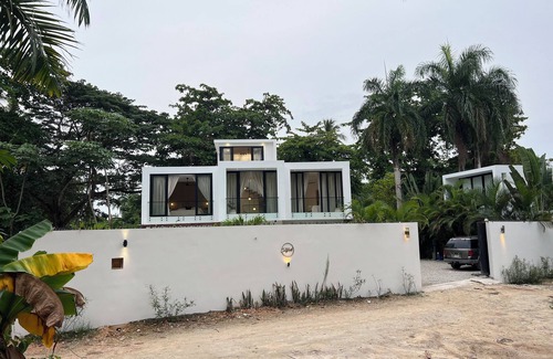 Las Terrenas House | Brand new 3-bedroom Villa & 1-bed bungalow Las Terrenas with AC, WiFi