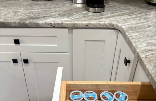 Worcester House | Brand new 3 bedroom house in welcoming Worcester with WiFi and AC