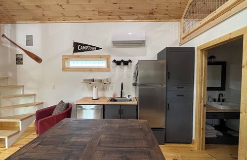 Eagle Rock Cabin | Brand new 3-bedroom lakefront with walk down access to TableRockLake and firepit
