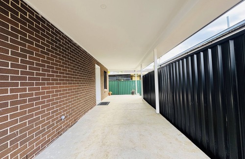 Hebersham House | Brand-new 3 bedrooms flat to stay in Sydney