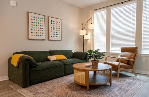 Athens Apartment | Brand New 3BR 2 BH The Meadow