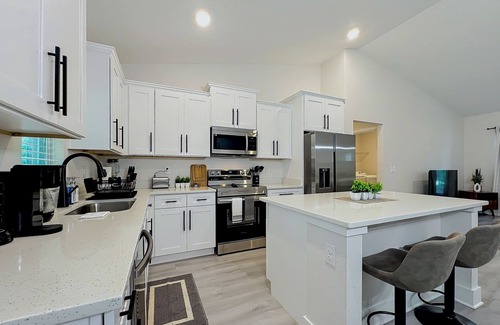 Ocala House | Brand New 3BR, 2BA, Sleeps 8, Near Key Sights
