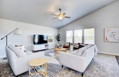 Meridian House | BRAND NEW 4-BDRM HOME Farmhouse at Grand Rapids