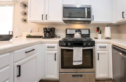 North Las Vegas House | Brand New 4 Bedroom Home w/Pool, Spa, & Golf!