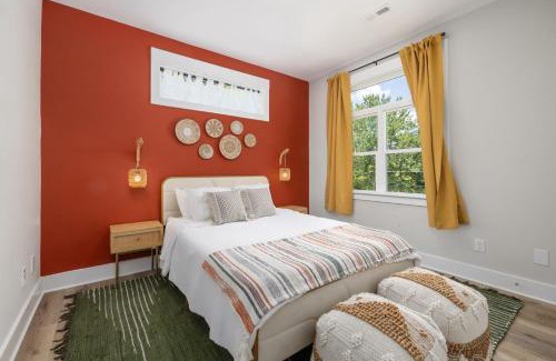 Downtown House | Brand New 4bd - Modern - Prime Location - Spacious