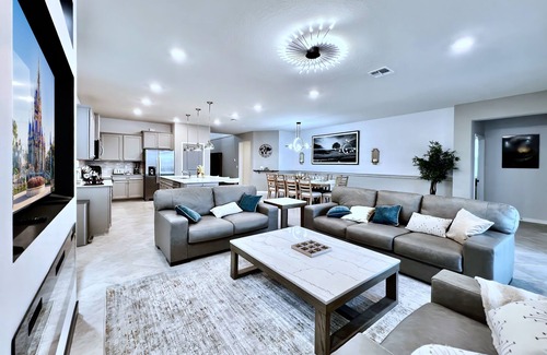 Four Corners Villa | Brand New 8 Bed 6 Bath Disney Theme Villa With Free Heated Pool & BBQ