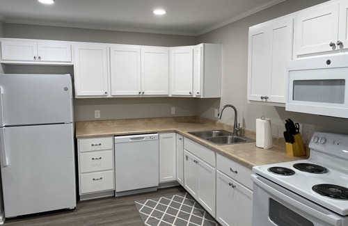 Madisonville Apartment | Brand New Apartment 1bd/1bth unit w/washer