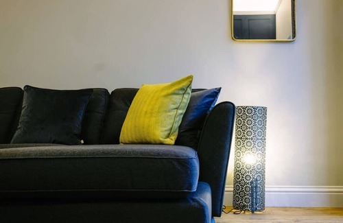 Patchway Apartment | Brand New Apartments close to Cribbs Causeway!