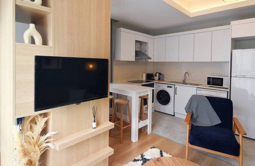 Kagithane Apartment | brand new apt with 2 beds & office