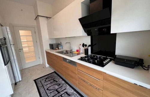 Basaksehir Apartment | Brand new apt. with a balcony near metro.