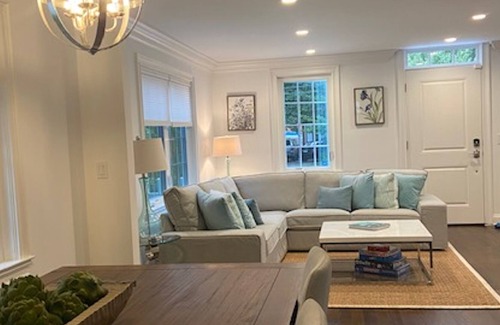 Greenwich House | Brand New - Boutique Living, Hotel Alternative
