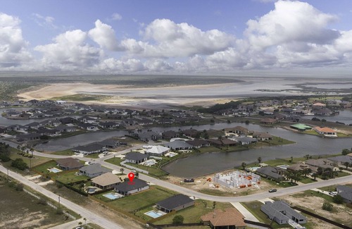 Port Isabel House | BRAND NEW BUILD! 4 Bed/3 Bath, Private Pool & Spa