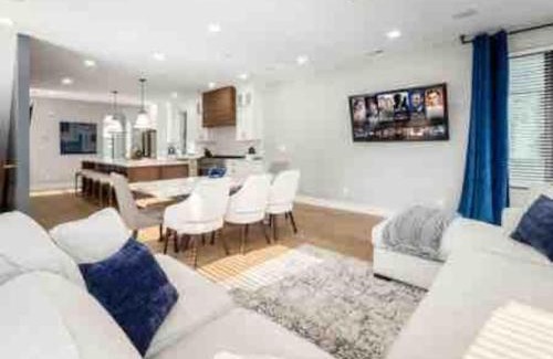 Downtown Columbus House | Brand NEW Build, D-Town Views, must See
