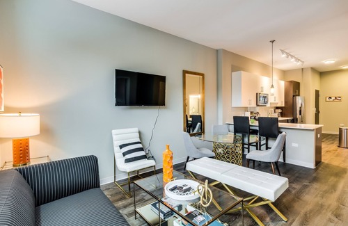 West Town Apartment | Brand-New Building! Secure and Stylish - Great River West Location! by AllSet Turnover