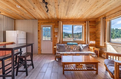 East Glacier Park Cabin | Brand new cabin (April 2020) just down the road from Glacier National Park!