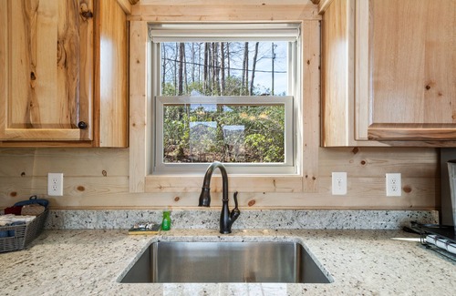 Sautee Nacoochee Cabin | Brand-new cabin with stunning mountain view, deck, hot tub, & fireplace