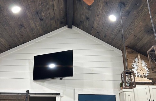 Pelahatchie Cabin | Brand New Cabin overlooking lake with great fishing!