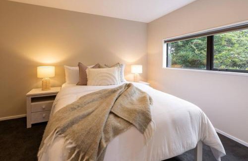 Addington Apartment | Brand New & Central Townhouse