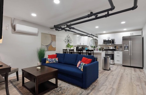 Union Park Apartment | Brand NEW Centrally Located with FREE parking and PET friendly!
