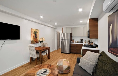 Sherman Oaks Apartment | BRAND-NEW Chic Nest in a prime location