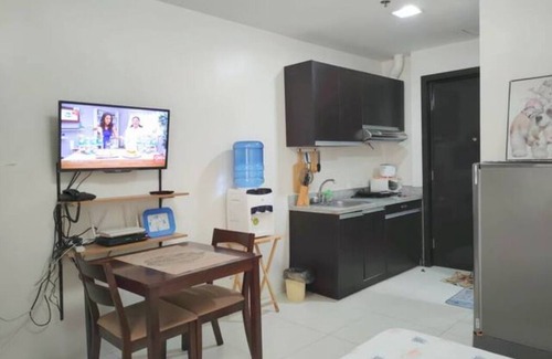Mandaue Apartment | Brand New Condo (Fully Furnished) with Fast WIFI & Cable TV