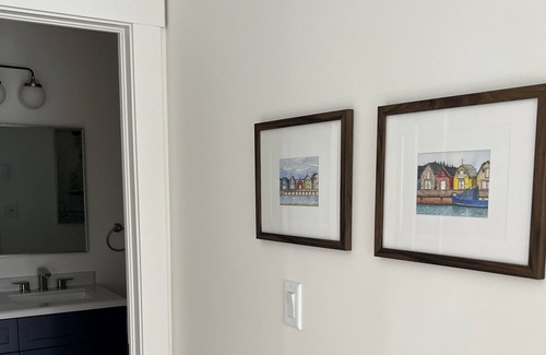 Hunter River Apartment | Brand new Condo in Newly ren