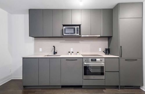 Shaughnessy Village Condo | Brand new condo in the heart of downtown Montreal
