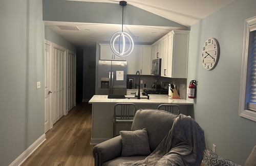 North Wildwood Condo | Brand new condo in North Wildwood-close to restaurants/bars!