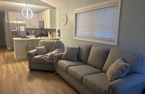 North Wildwood Condo | Brand new condo in North Wildwood-close to restaurants/bars!